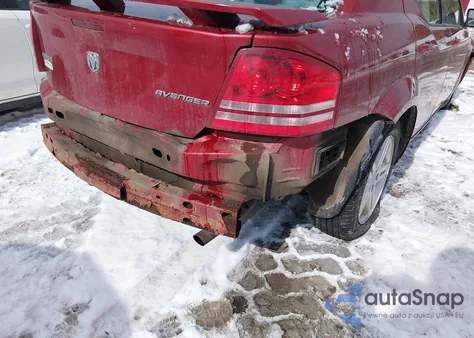 2010 Dodge Avenger Express z USA, uszkodzony, nr VIN 1B3CC1FB4AN231816